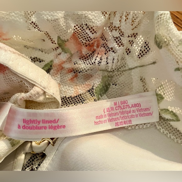 PINK Victoria’s Secret Bralette - Picture 4 of 9